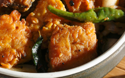 Authentic Andhra Fish Pulusu Recipe – Spicy & Tangy Fish Curry at Home